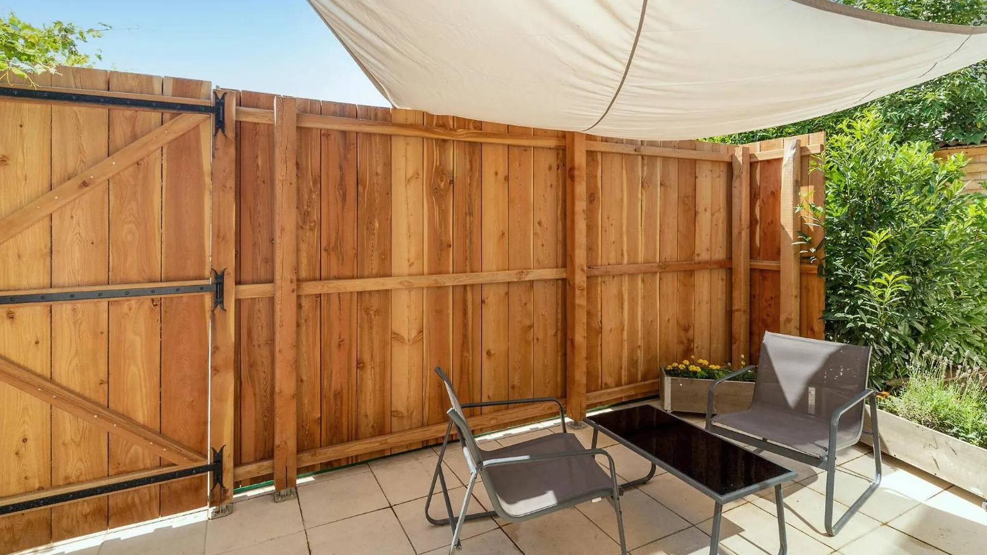 Cozy Apartment In Avignon With Wifi Frankrike